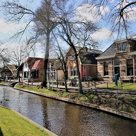 Lodge In Giethoorn With Breakfast ภายนอก รูปภาพ