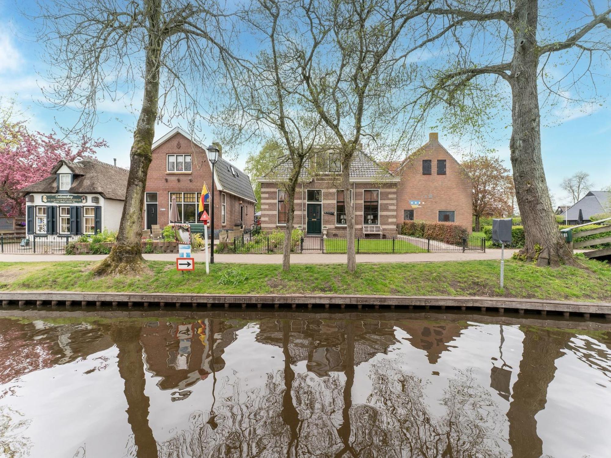 Lodge In Giethoorn With Breakfast ภายนอก รูปภาพ