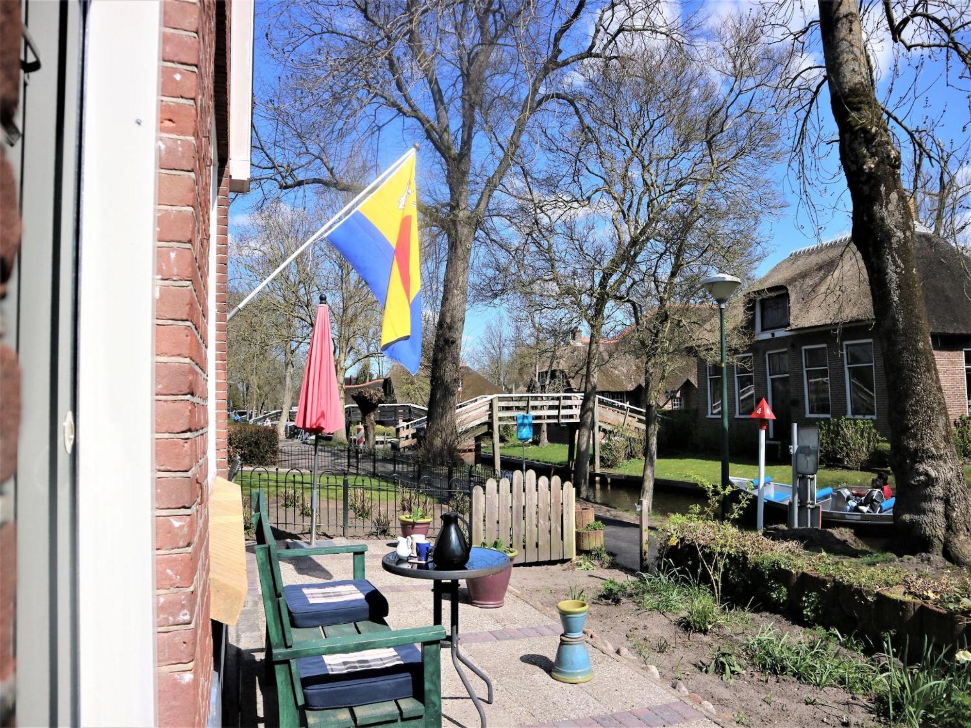 Lodge In Giethoorn With Breakfast ภายนอก รูปภาพ